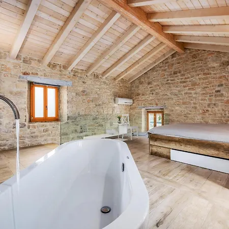 Cozy In With Wifi Svetvincenat